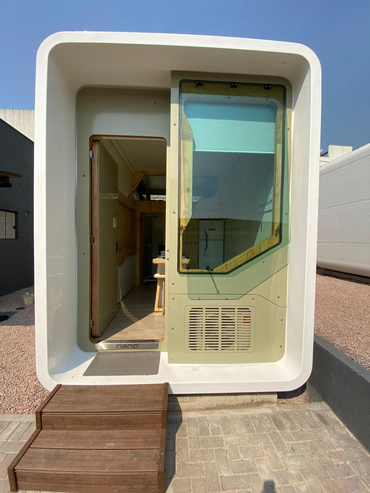 Tiny- Capsula Futuristica Holiday home