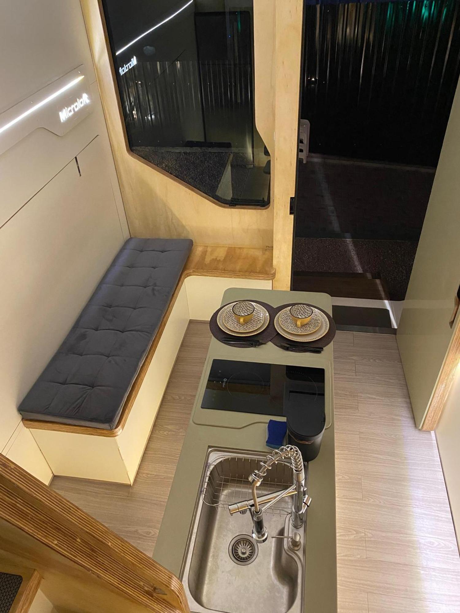 Tiny- Capsula Futuristica Holiday home *